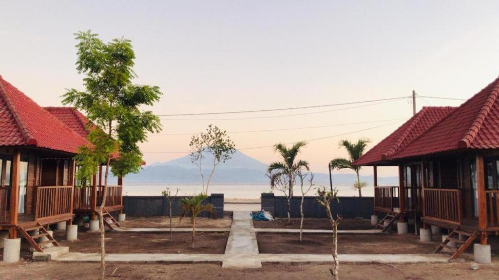 Mangrove Beach Hut Nusa Lembongan  Exterior photo
